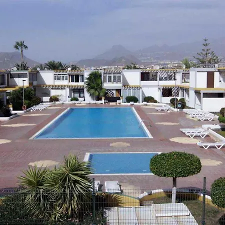 Aquamarina Swimming Pool View Apartment